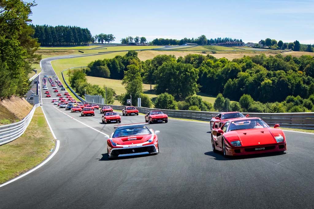 Meeting-Ferrarista-Parade.jpg